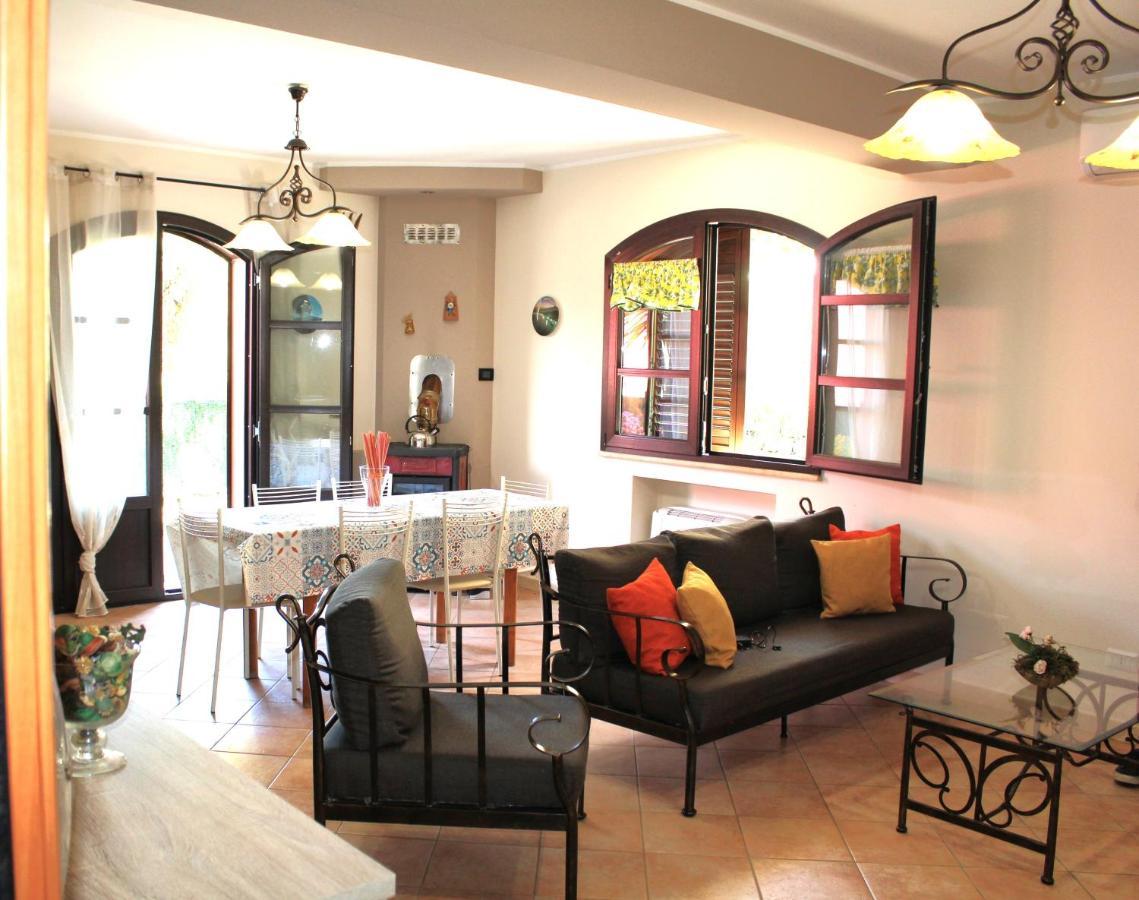Casa Vacanze A Rava Francavilla di Sicilia Kültér fotó